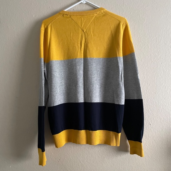 TOMMY HILFIGER V NECK SWEATER - Picture 5 of 5